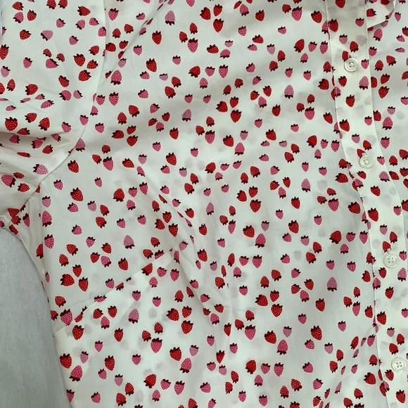 Boden Classic Shirt - Strawberry 🍓 Print - Picture 4 of 6